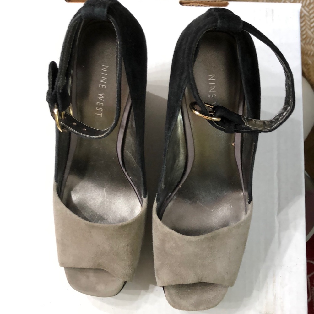 Nine west grey/blk/brown Wedge 7M